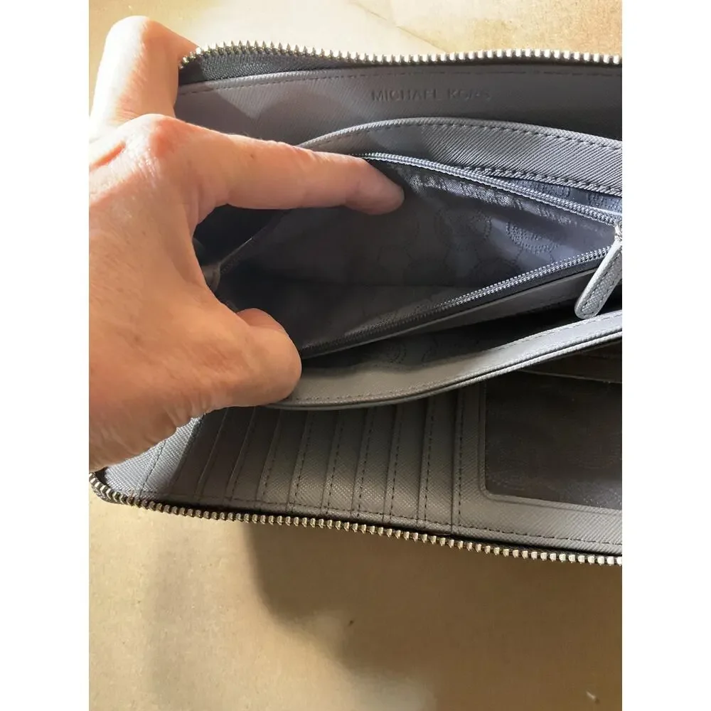 Michael Kors Jet Set Zip Around Accordion Wallet Signature MK Full Size Long